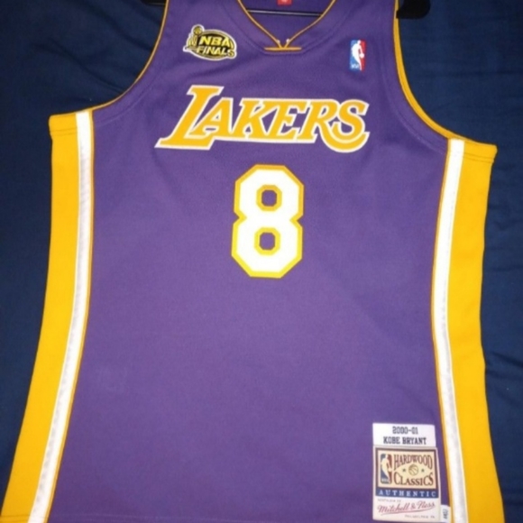 2000-01 Authentic Finals Kobe Bryant Jersey